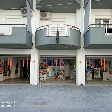 Artistic Rent Rooms & Apartments Nea Kallikrateia Екстериор снимка