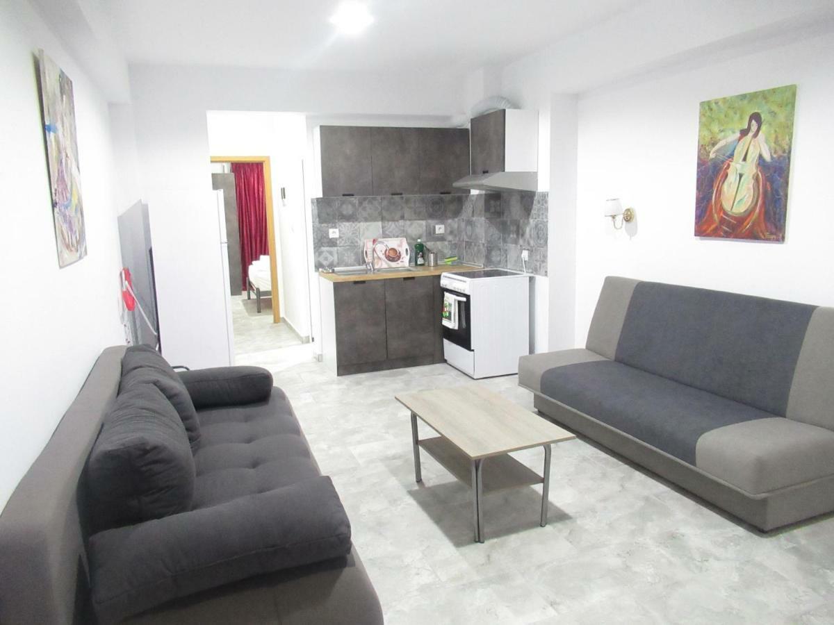 Artistic Rent Rooms & Apartments Nea Kallikrateia Екстериор снимка